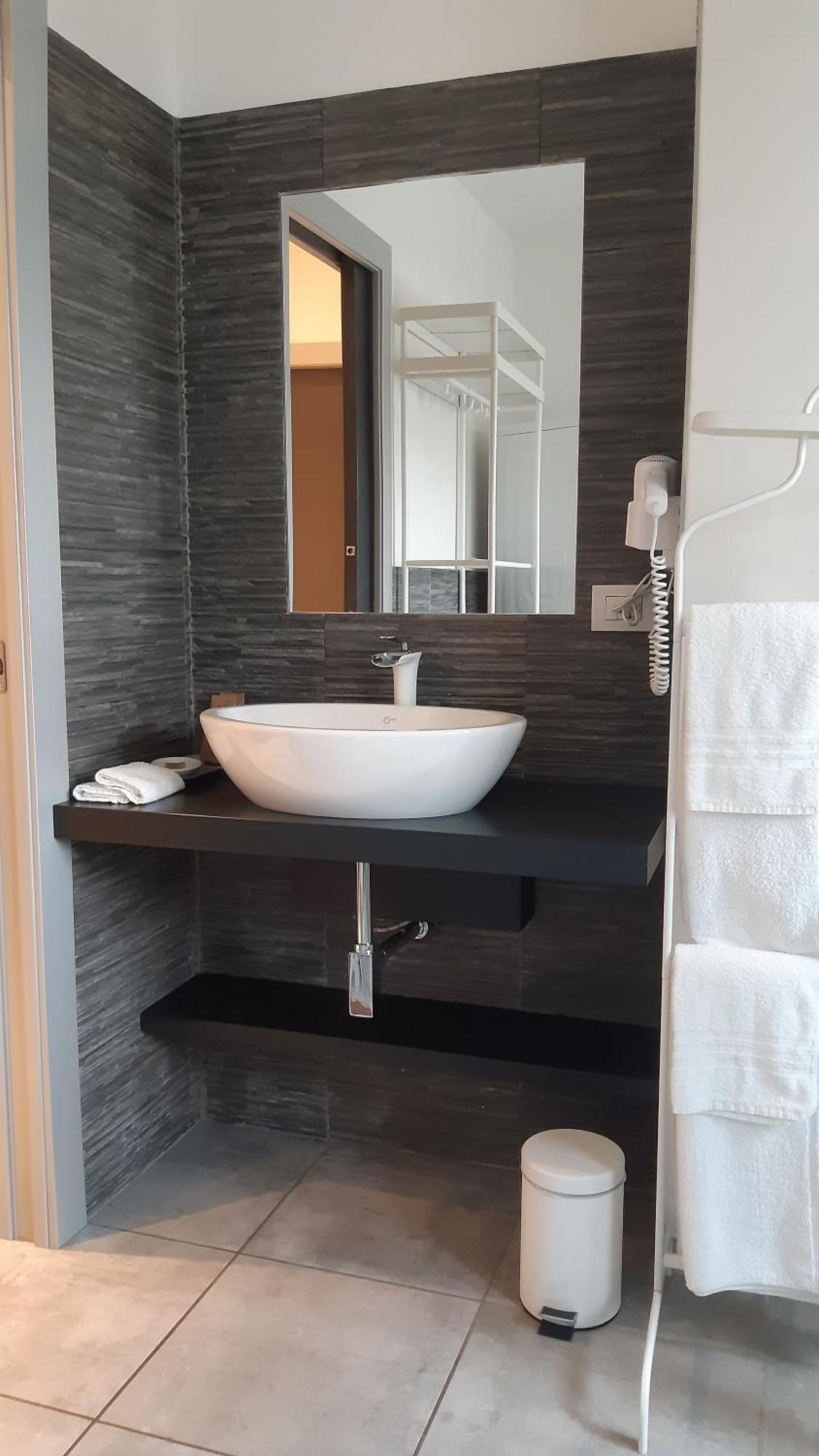 La Duchessa Hotel Alba  Eksteriør billede